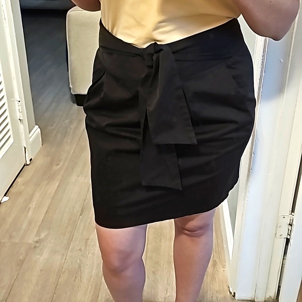 Banana Republic Black Front Tie Pencil Skirt